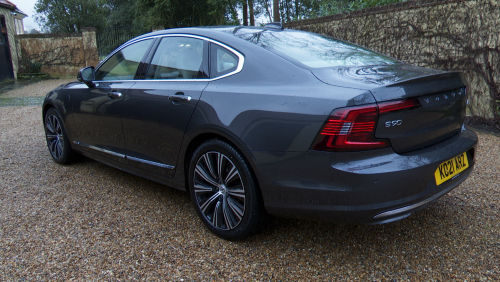 VOLVO S90 SALOON 2.0 T8 RC PHEV [455] Ultimate Dark 4dr AWD Auto view 2
